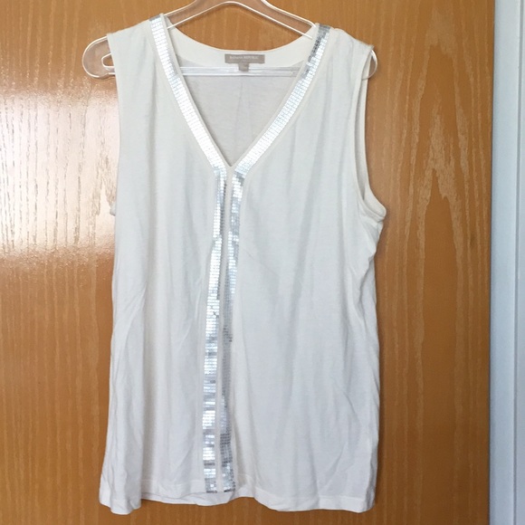 Banana Republic Tops - EUC Banana Republic cream tank top w/sequins